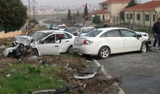 Bursa'da Sis Faciası! İki Ayrı Kazada Biri Bebek 3 Kişi Hayatını Kaybetti, Yaralılar Var!