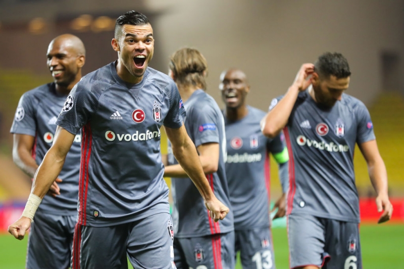 Beşiktaş’ta Şok Sakatlık! 2 Yıldız Futbolcu Antalya Maçı Kadrosundan Çıkartıldı