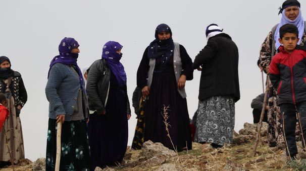 Diyarbakır’da Mezarlar Tek Tek Kaybolmaya Başladı! Köylüler İsyan Etti