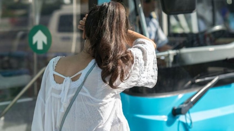 Düzce’de Sapık Yolcu Dehşeti! Otobüste Kızların Saçlarını Okşayıp Mastürbasyon Yaparken Yakalandı! Çantasından Kadın İç Çamaşırları Çıktı