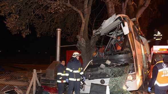 Eskişehir’de Tur Otobüsü Kaza Yaptı! 11 Ölü, 44 Yaralı