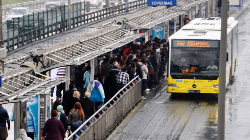 İstanbullular Müjde! Toplu Taşıma O Gün Yüzde 50 İndirimli Olacak