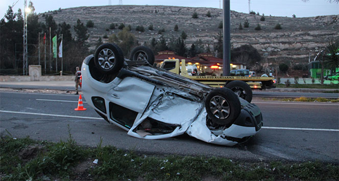 Şanlıurfa’da İki Otomobil Feci Şekilde Çarpıştı! 1’i Ağır 5 Yaralı