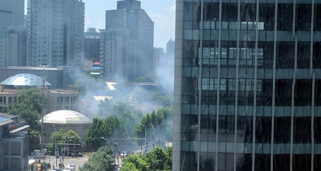 Son Dakika! ABD'nin Pekin Büyükelçiliği Önünde Patlama: Çok Sayıda Yaralı Var