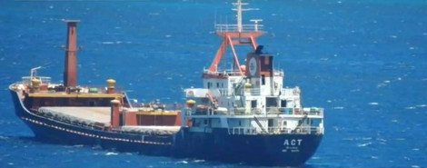 Son Dakika Ege Denizi’nde Kriz! Yunanlılar Türk Gemisine Ateş Açtı