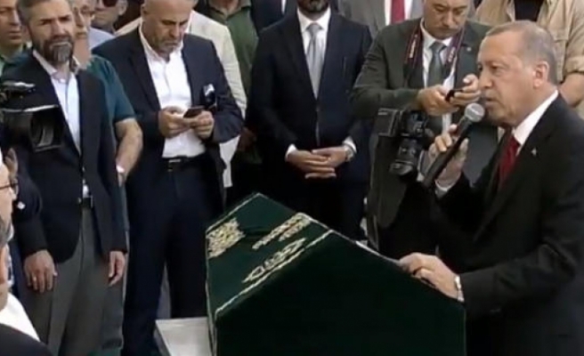 Son Dakika! Erdoğan Ünlü Profesörün Cenazesinde Duyurdu: 2019 Yılına Onun Adını Vereceğiz