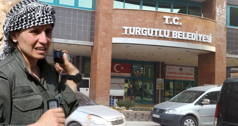   Vatandaşlar Şokta! MHP’li Belediyenin Hoparlöründen Kentte Dakikalarca PKK Marşı Çaldılar