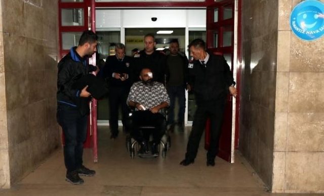 Zonguldak’ta Bıçaklı Doktor Sokak Ortasında Dehşet Saçtı! 3 Polis Yaralı