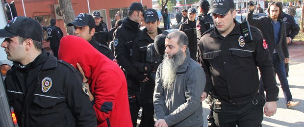 Türkiye'yi tehdit eden DAEŞ'li teröristin iki ağabeyi tutuklandı