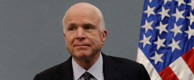 Cumhuriyetçi senatör McCain: Trump'la ilgili dosyayı FBI'a ben verdim