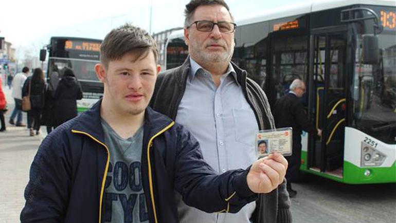 Bursa'da Skandal! Engelli Çocuk ve Babasını Halk Otobüsünden Zorla İndirdiler