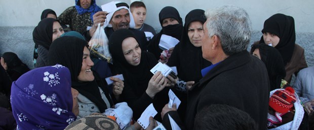 Adana'da mülteciler yardım vaadiyle dolandırıldı