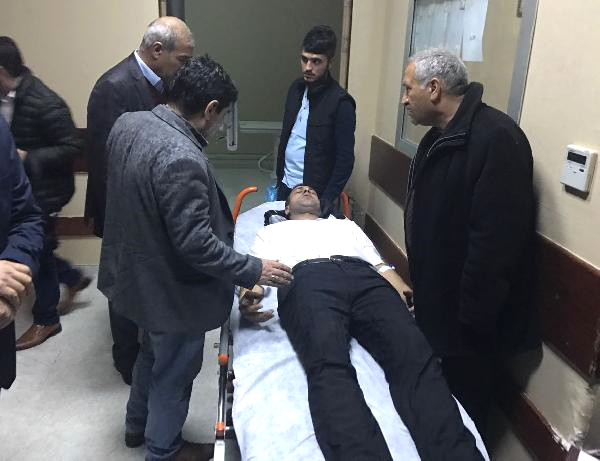 Şanlıurfa'da Bakan Yılmaz'ın Konvoyunda Kaza Çok Sayıda Yaralı Var