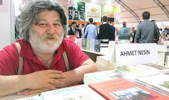 Kapatılan Özgür Gündem Gazetesinin Nöbetçi Genel Yayın Yönetmeni Ahmet Aziz Nesin Hakkında Yakalama Kararı Çıktı!