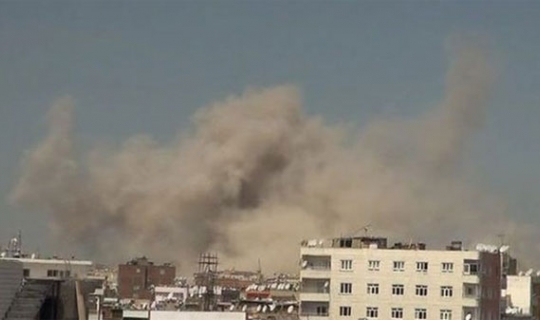 Diyarbakır'da Polis Okulu Yakınlarında Patlama! Olay Yerinden İlk Görüntüler!