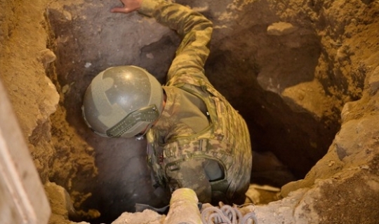 Türkiye - Irak Sınırında PKK'nın Bomba Dolu Tüneli Bulundu