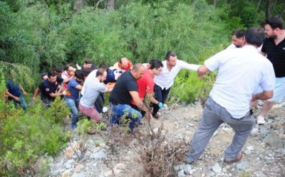  Antalya’da Otomobil Şarampolden Aşağıya Uçtu: 7 Yaralı