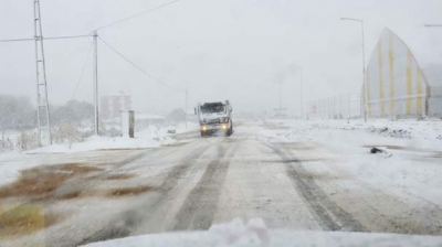 Ardahan Kar Altında! 17 Köy Yolu Ulaşıma Kapandı