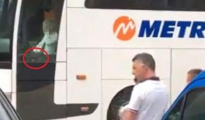 Buda Oldu! Metro Turizm Şoförü Otobüste Mastürbasyon Yaparken Yakalandı
