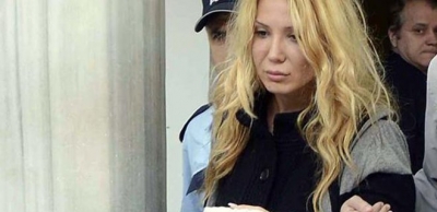 Ciciş Esra'ya Hapis Şoku! Polise Tokat Attığı İçin Hapis Cezası Aldı!