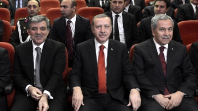 Erdoğan’dan Abdullah Gül Ve Bülent Arınç’a Sert Sözler! “Nasıl Oluyor Da Bay Kemalin Kayığına Biniyorsunuz”