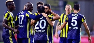 Fenerbahçe’de Flaş Ayrılık! Yıldız Futbolcunun Sözleşmesi Resmen Feshedildi