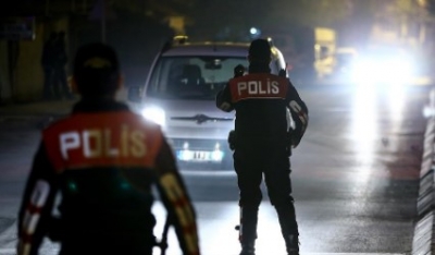 İstanbul’da Feci Olay! Kaza Yerindeki Polislere Otomobil Çarptı! 2 Polis Yaralı