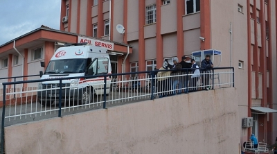 İzmir’de Feci Kaza! İşçi Servisi Çekiciyle Çarpıştı: 9 Yaralı
