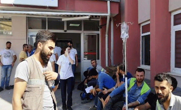İzmir'de Yedikleri Yemekten Zehirlenen İşçi Sayısı 700'e Ulaştı