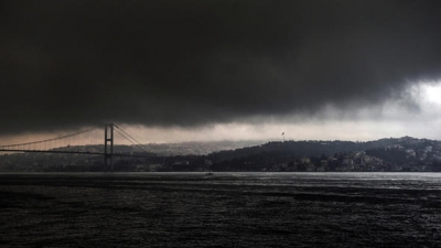   Kara Bulutlar İstanbul’u Kapladı! Meteoroloji Tarafından Flaş Bir Uyarı Yapıldı