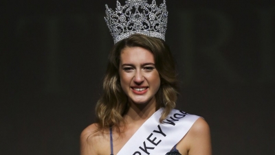 Miss Turkey Birincisinin 15 Temmuz Ayıbı! Tacı Geri Alındı