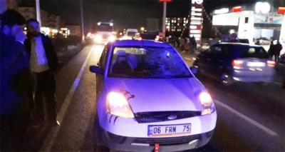 Nevşehir’de Karşıdan Karşıya Geçen Öğrencilere Otomobil Çarptı! 2 Yaralı