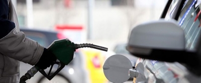 Petrol Fiyatlarında Zam Rekoru! Hızlı Gelen Zamlara Hükümetten İlk Yorum