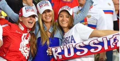 Rusya'daki Tartışmaya Son Noktayı Putin Koydu: Rus Kadınlar, Dünya Kupasına Gelen Turistlerle Beraber Olabilir