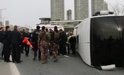 Sabah Şoku! TEM’de Çevik Kuvvet Otobüsü Kaza Yaptı, Yaralı Polisler Var…