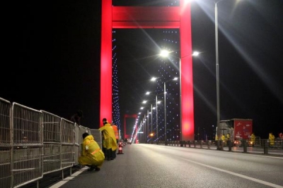 Araç Sürücüleri Dikkat! 15 Temmuz Şehitler Köprüsü Trafiğe Kapatıldı