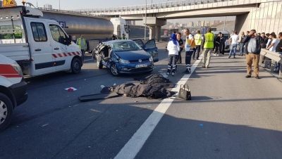 Son Dakika! Kuzey Marmara Otoyolunda Otomobil TIR’a Çarptı! 2 Kişi Hayatını Kaybetti