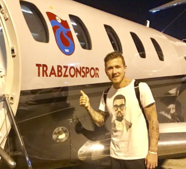 Trabzonspor Kucka’yı KAP’a Bildirdi